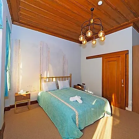 Estane Butik Taksim 3*
